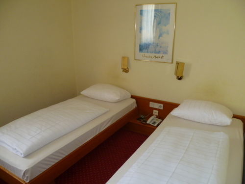 Hotel Mondial Dusseldorf Luaran gambar